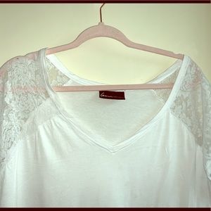 White lace sleeves shirt